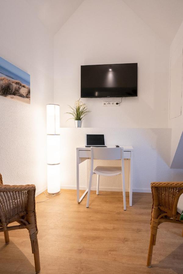 Wohnen Wie Zu Hause Essen Exterior photo